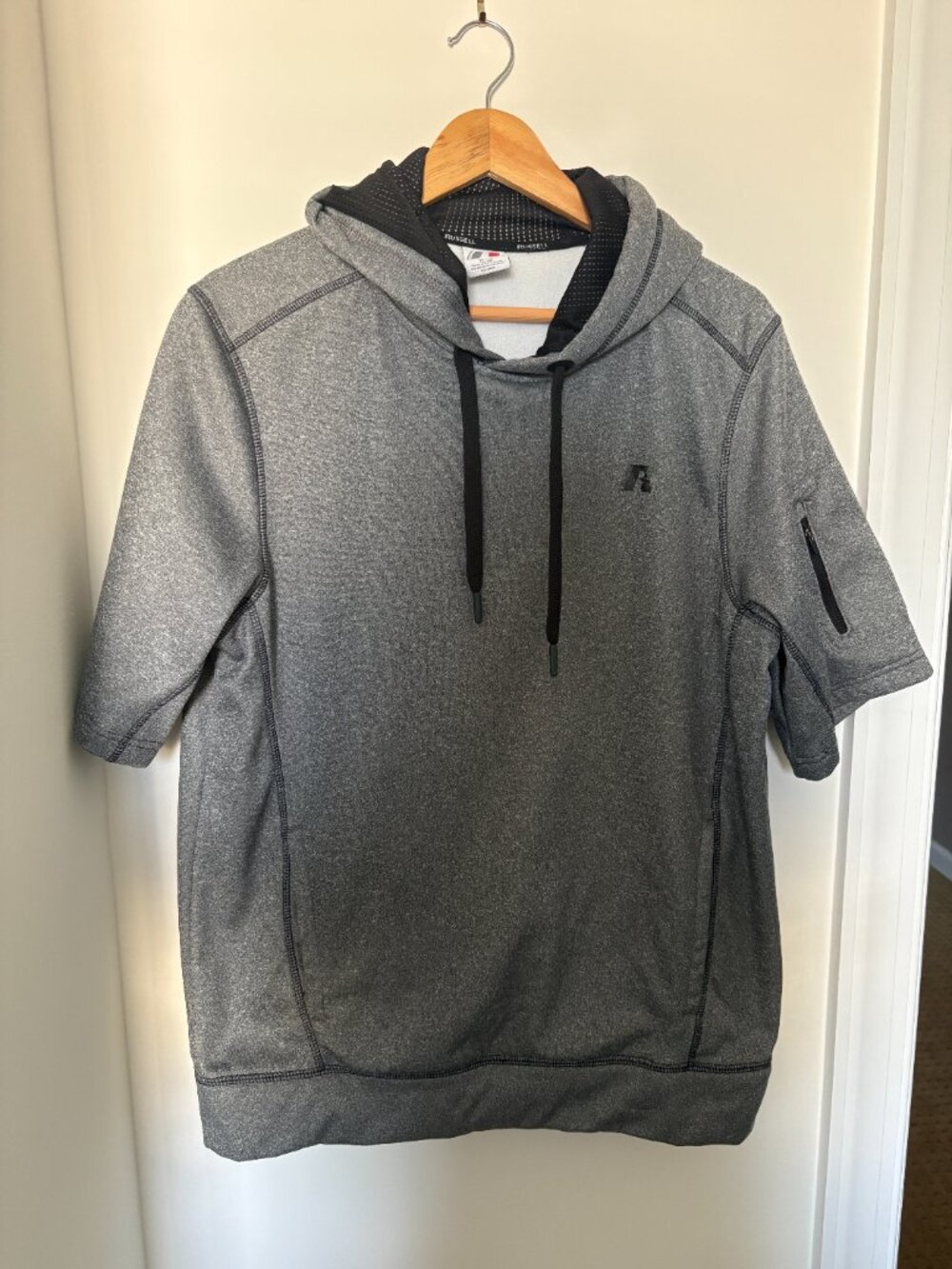 Russell Athletic Short Sleeve Performance Hoodie Gray M RS33905